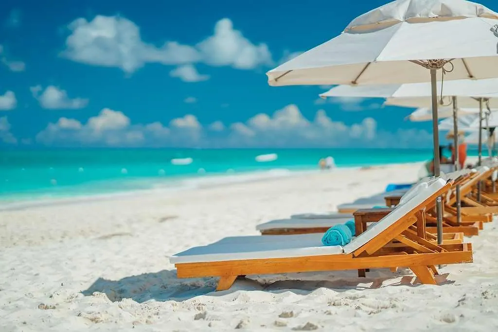 Hotel Alexandra Resort The Bight Settlements