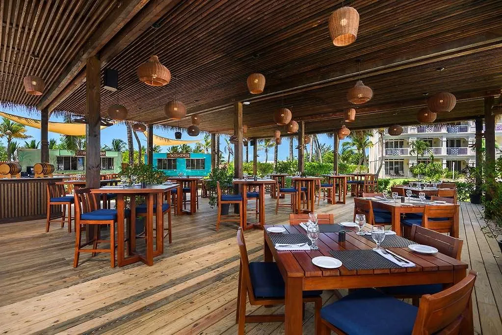 Alexandra Resort The Bight Settlements Otel